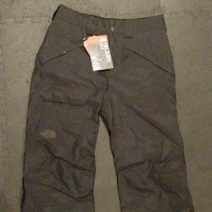 NWT The North Face Snowpants